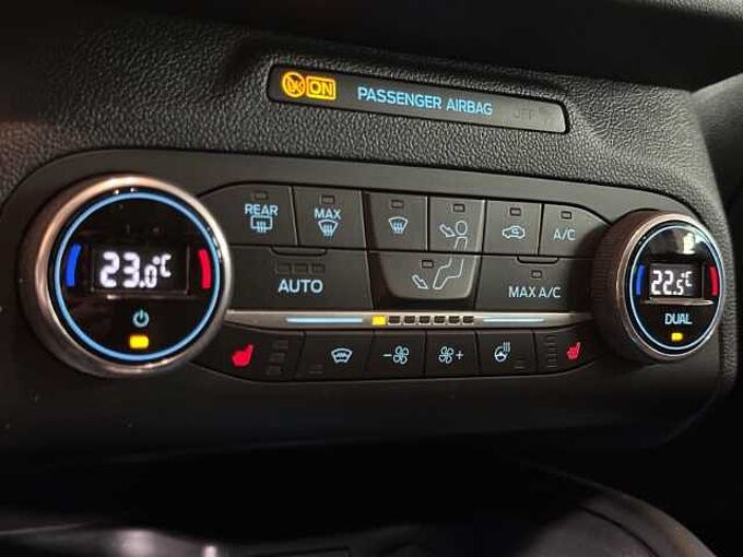 Ford Kuga Vignale+Automatik+Head-Up+B&O+Kamera