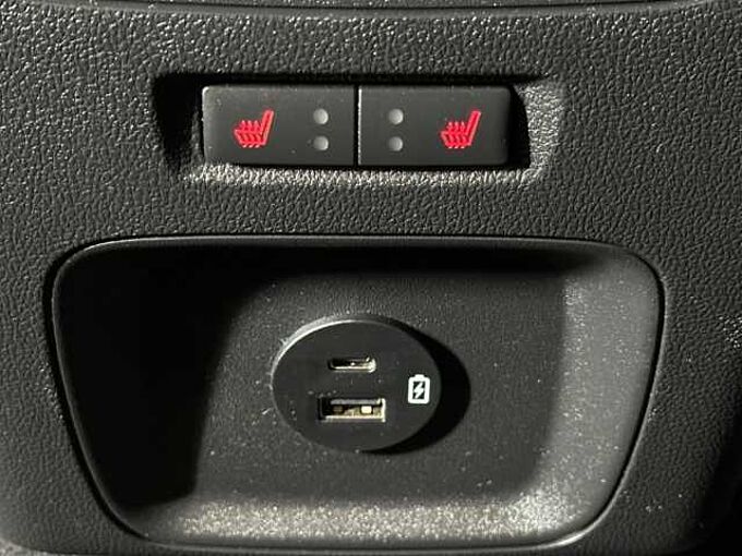 Ford Kuga ST-Line X+Kamera+B&O+Key-Free+BILS+Navi