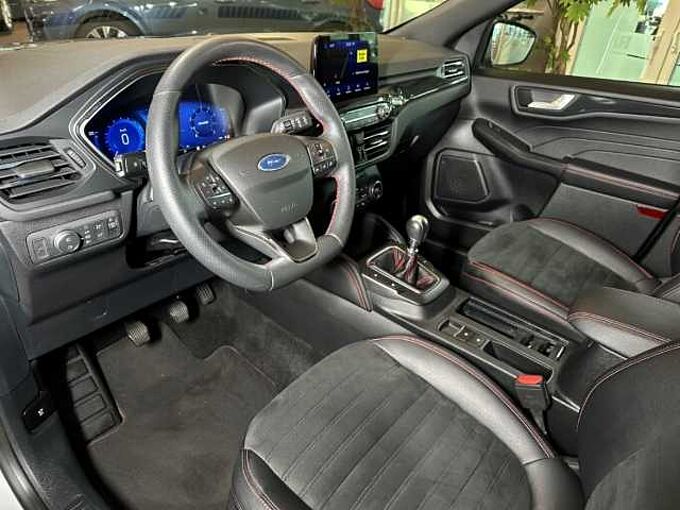 Ford Kuga ST-Line X+Kamera+B&O+Key-Free+BILS+Navi