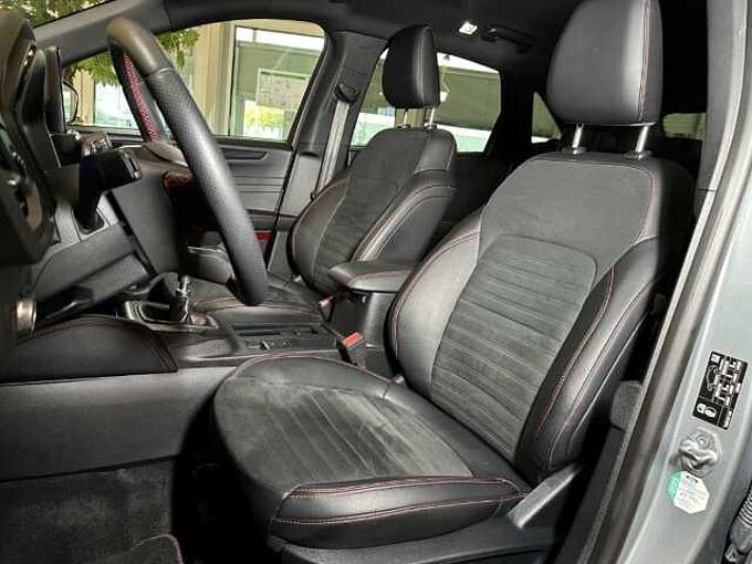 Ford Kuga ST-Line X+Kamera+B&O+Key-Free+BILS+Navi