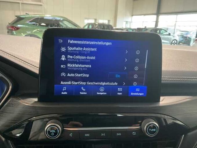 Ford Kuga Hybrid Vignale AHK abnehmbar NAVI. RÜCKF. + Frontkamera 
