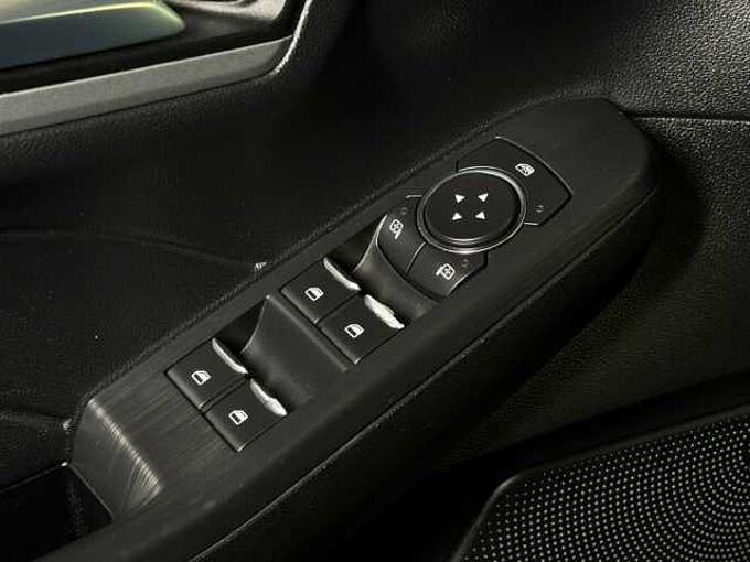 Ford Kuga Cool&Connect+Automatik+Navi+PDC+Sitzheizung 