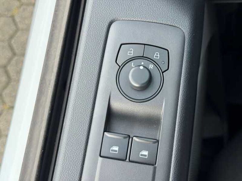 Ford Transit Custom BEV 320 L1 Trend PDC-v&h+Tempomat+Klimaauto