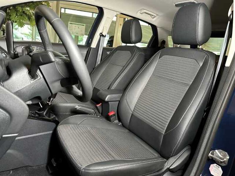 Ford EcoSport Titanium+Kamera+B&O+Navi+Key-Free