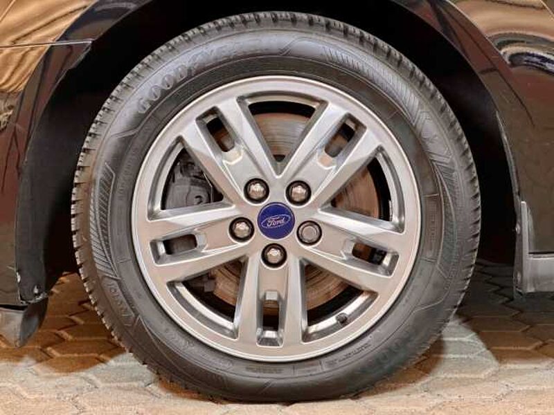 Ford Grand Tourneo Connect Titanium L2+7-Sitzer+Automatik+Navi