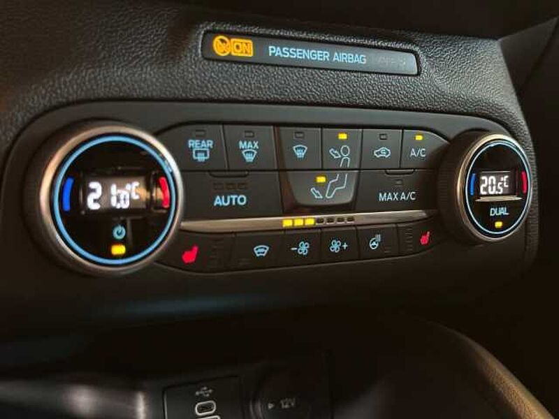 Ford Focus Turnier Active Style+Automatik+Kamera