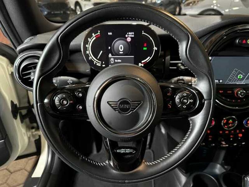 MINI Cooper Automatik+Kamera+Pano+Navi+Sitzheizung
