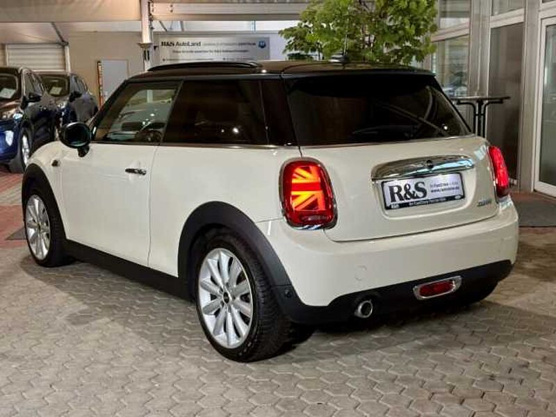 MINI Cooper Automatik+Kamera+Pano+Navi+Sitzheizung