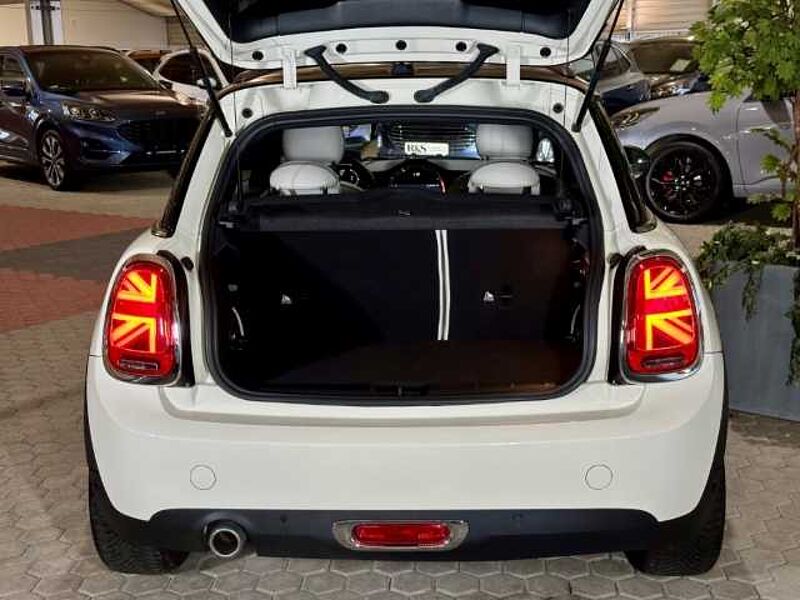 MINI Cooper Automatik+Kamera+Pano+Navi+Sitzheizung