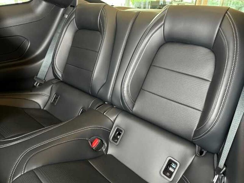 Ford Mustang Fastback 5.0 V8 GT+Automatik+Kamera+B&O