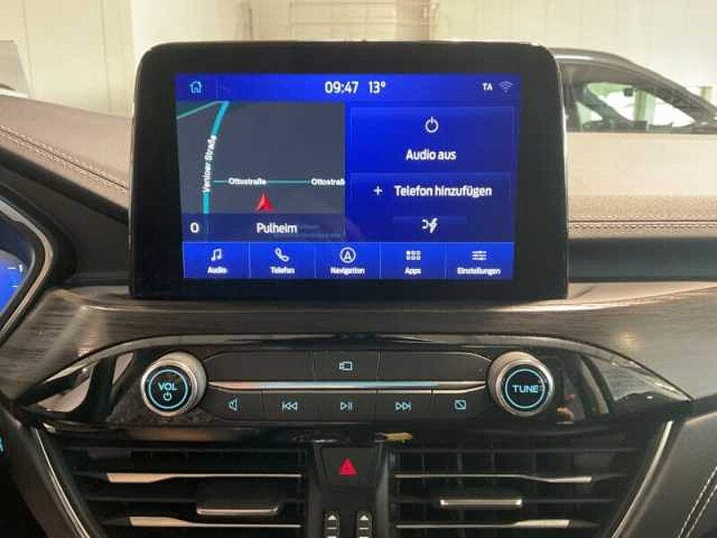 Ford Kuga Vignale FHEV AWD+elek. AHK+Pano+LED+B&O+Navi