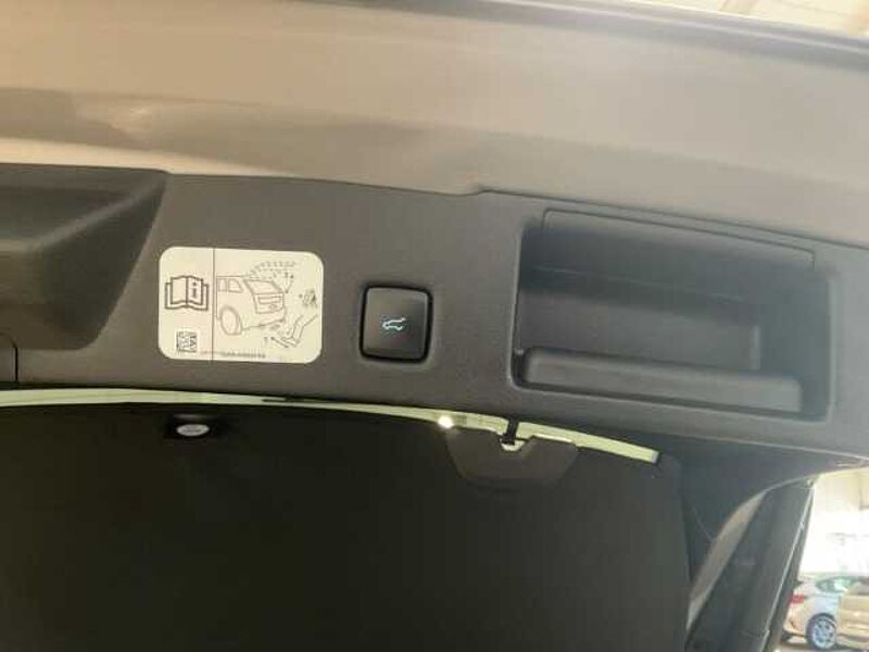 Ford Kuga Vignale FHEV AWD+elek. AHK+Pano+LED+B&O+Navi