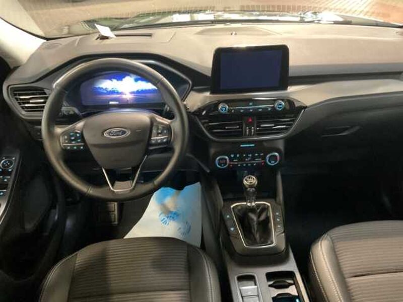 Ford Kuga Titanium X RÜCKF. NAVI. Winter-P. PDC. Allwetterreifen